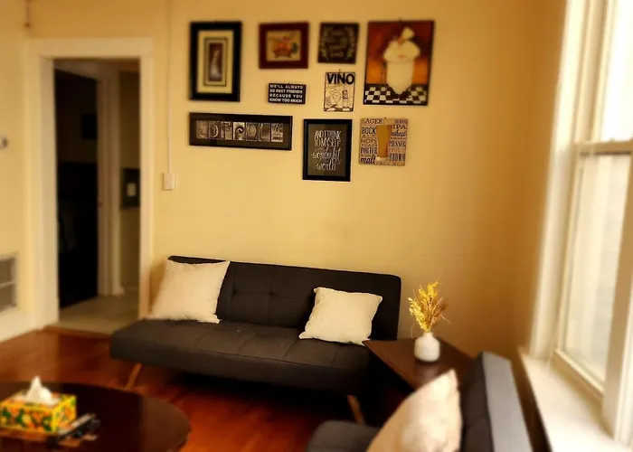Cozy 1 Bed By The Park Apartment *